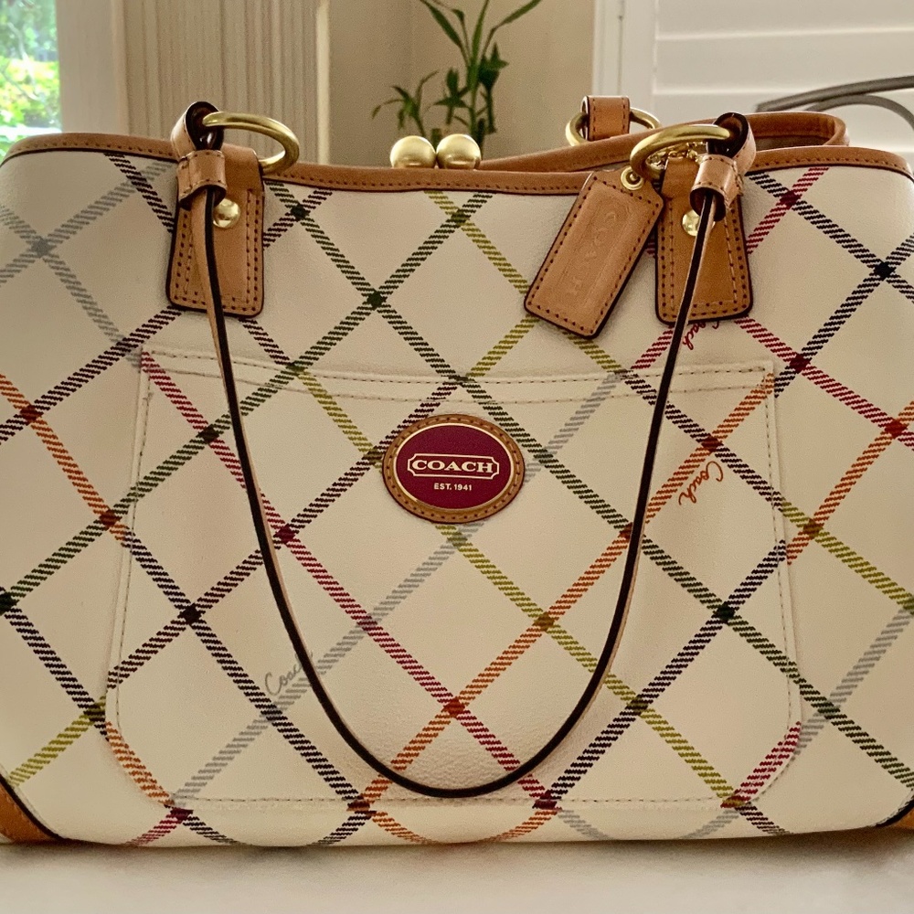 Coach Canvas Shoulder Handbag